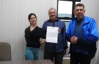 Funcionários do Legislativo Salzanense, recebem a visita do Presidente da Câmara de Constantina.