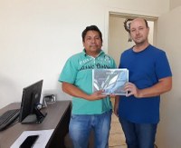 Presidente do Legislativo Salzanense, Vereador Altair Garcia, recebe relatório das atividades da Emater/Ascar de Liberato Salzano.