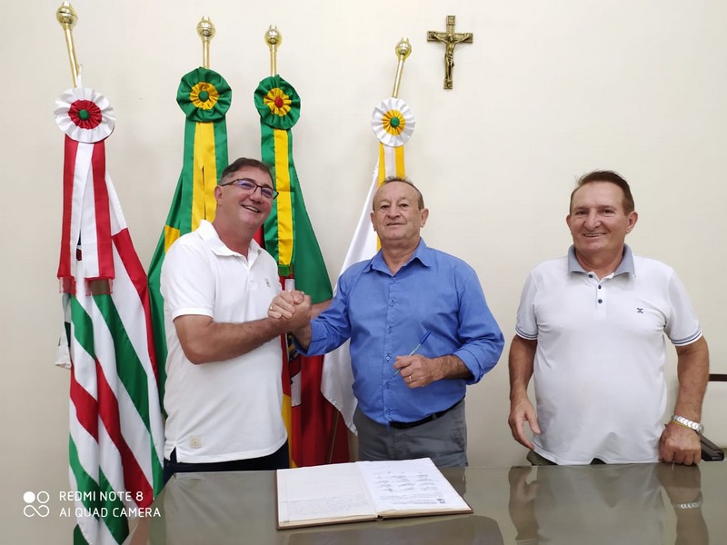 VEREADOR MILTON BIASUS, ASSUME A PRESIDÊNCIDA DA CÂMARA DE VEREADORES